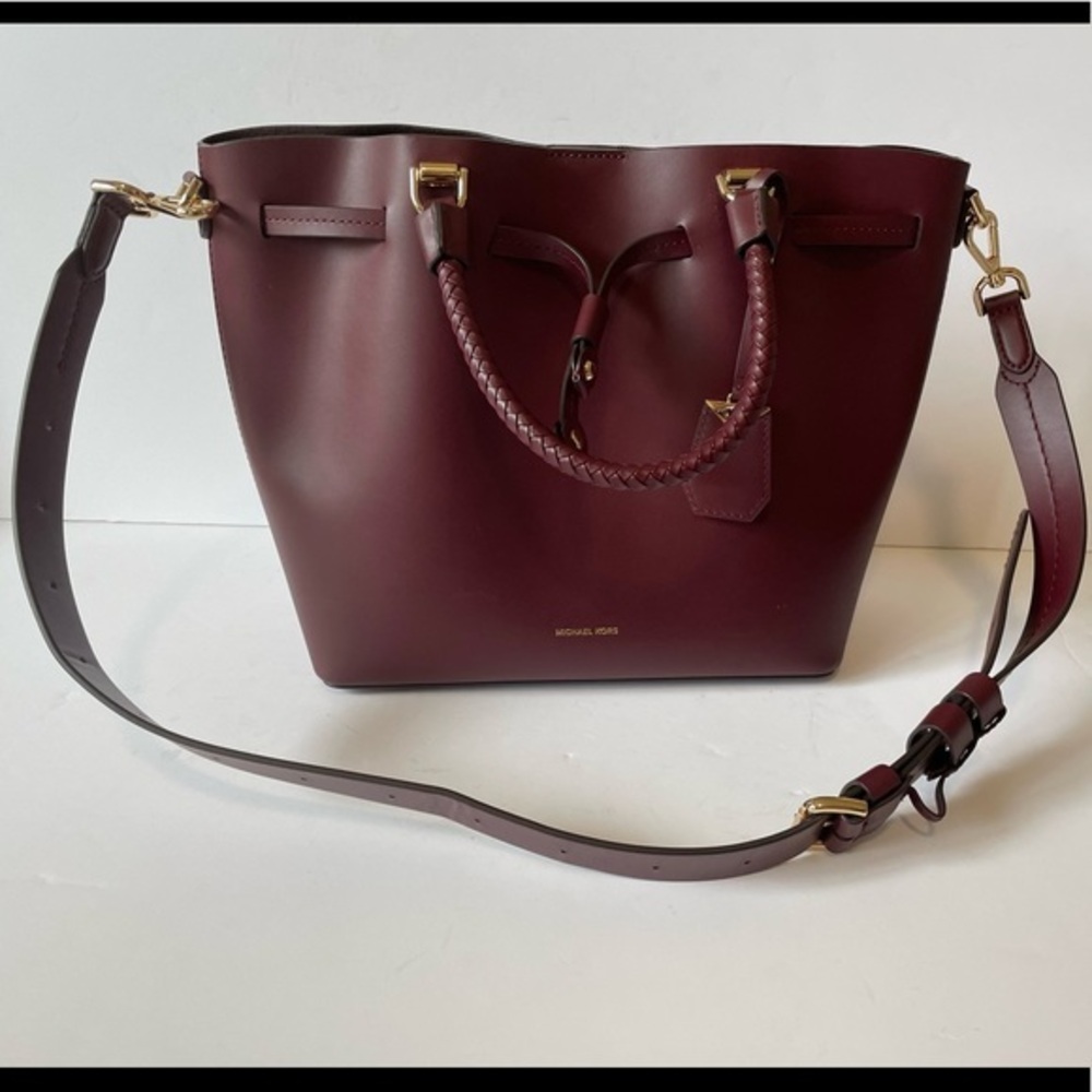 Michael Kors Blakely Bucket Bag Burgundy